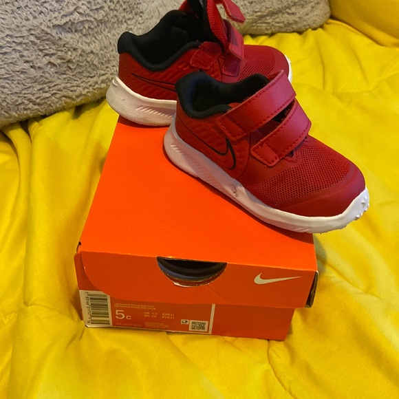 Baby Shoes - Picture 1 of 1